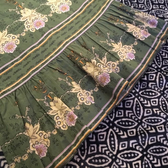 Nell Couture Strapless Dress - Picture 3 of 4